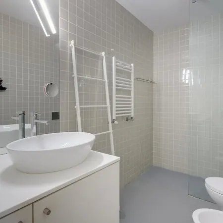 Miguel Bombarda - & Apartment