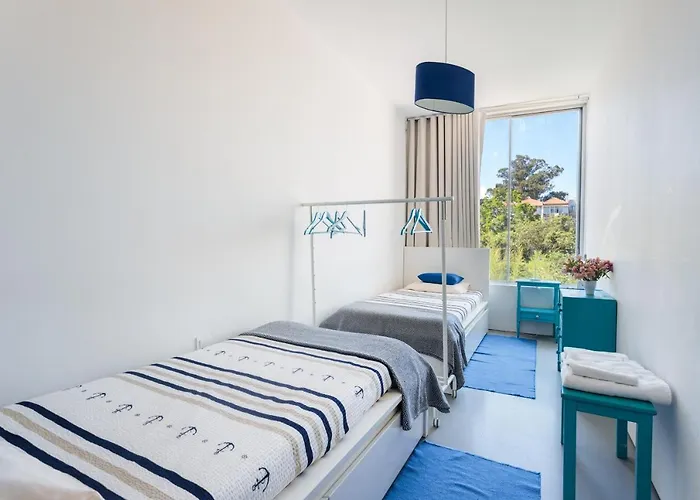 Miguel Bombarda - & *